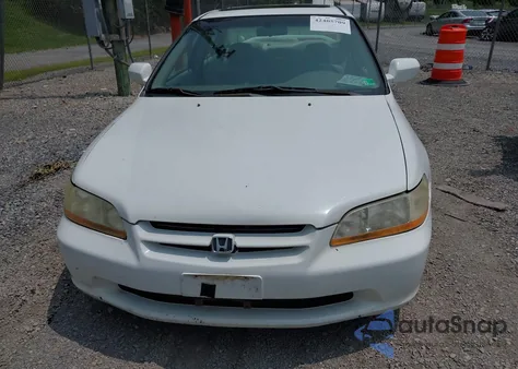 1999 Honda Accord Ex V6 из США, поврежденный, VIN 1HGCG1651XA009667